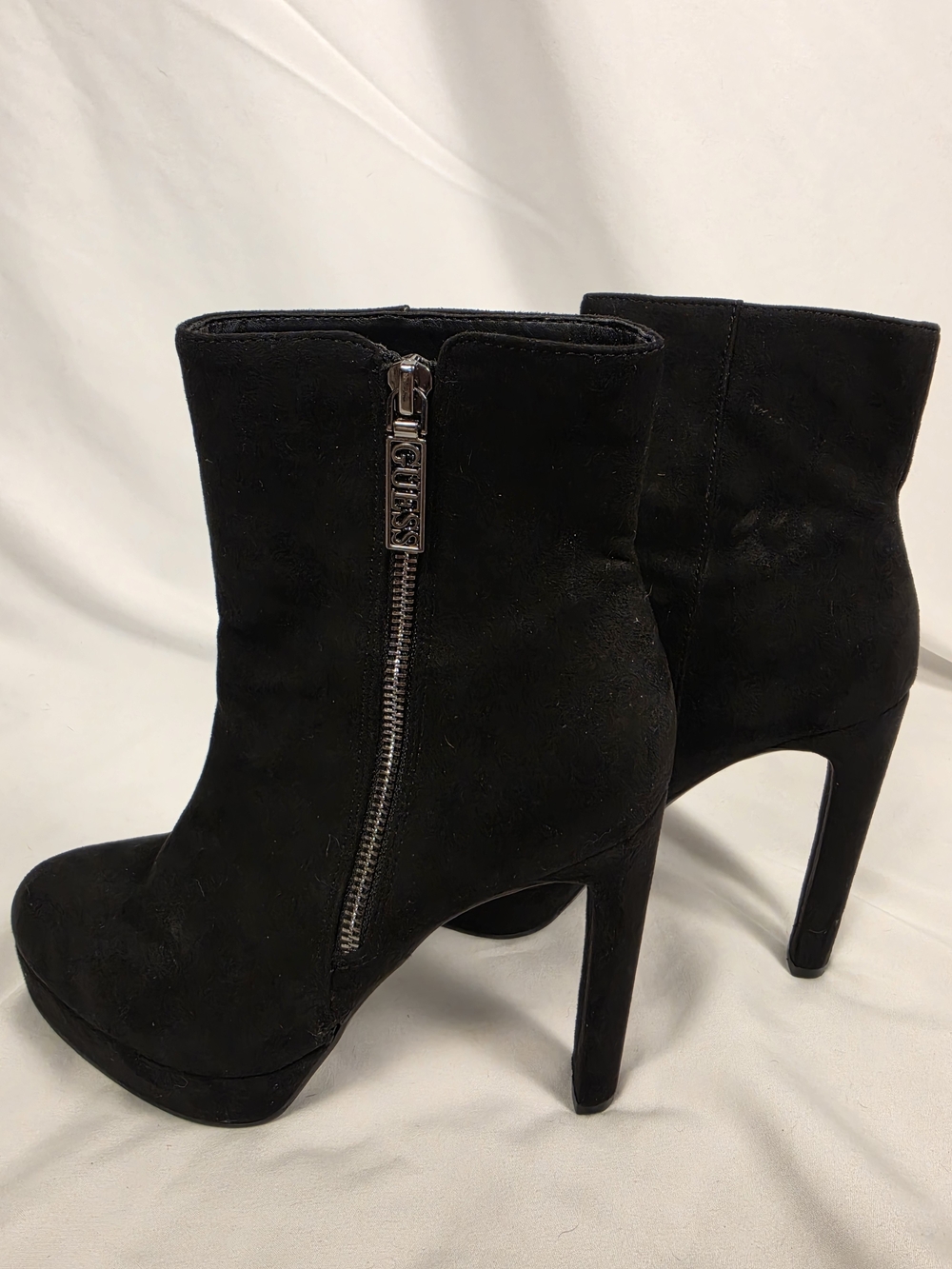 Guess Dejah 3 Black Faux Suede Platform Stiletto Ankle Booties Size 7M